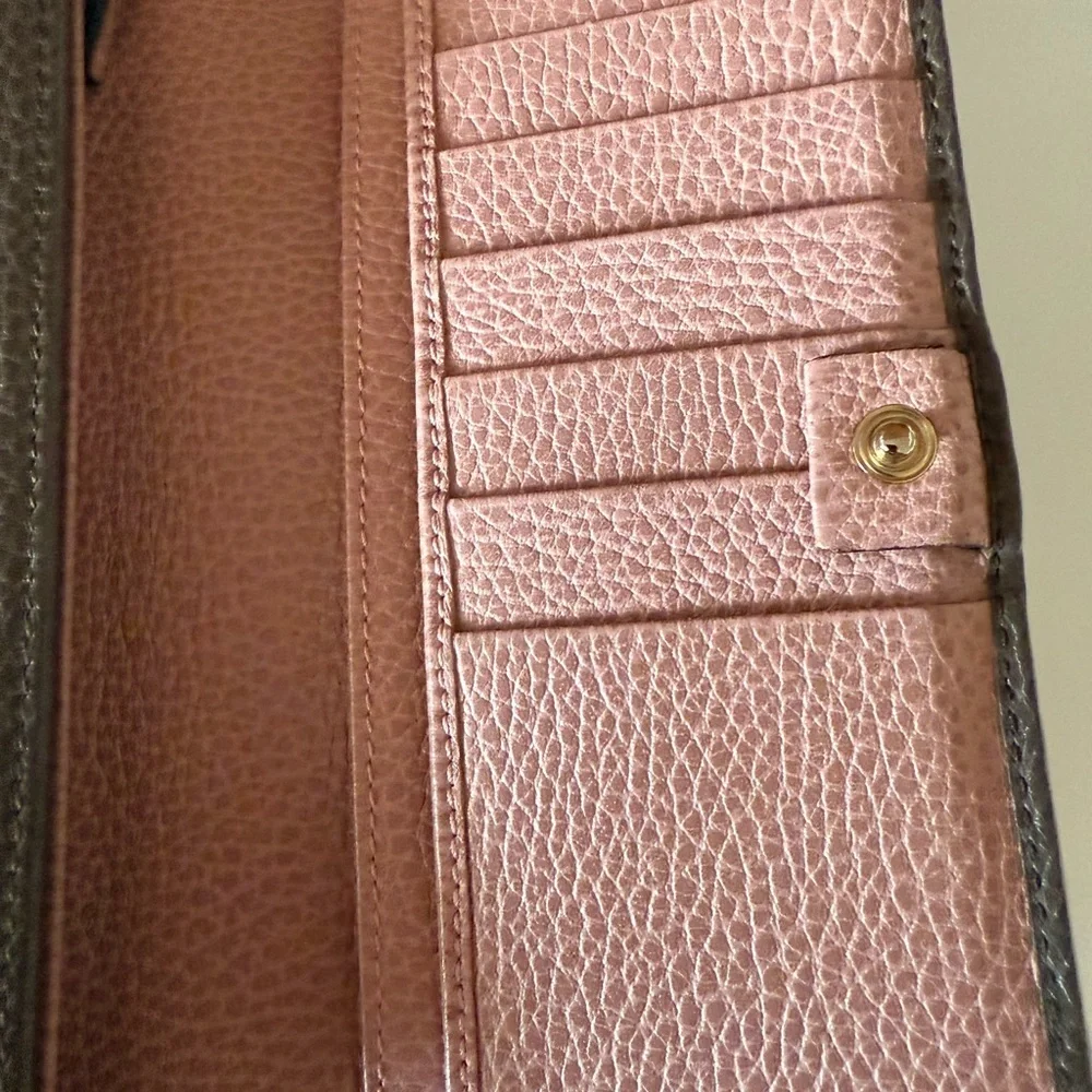 Gucci Vintage Brown Leather Bi-Fold Wallet – Excellent Condition! ✨👜 - Picture 4 of 10